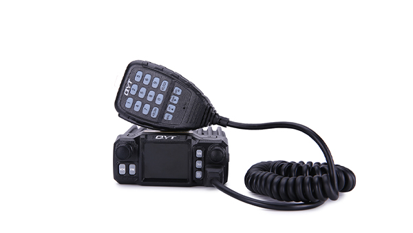 QYT mini 25w radio mobile quad-bande quad-veille KT-7900D